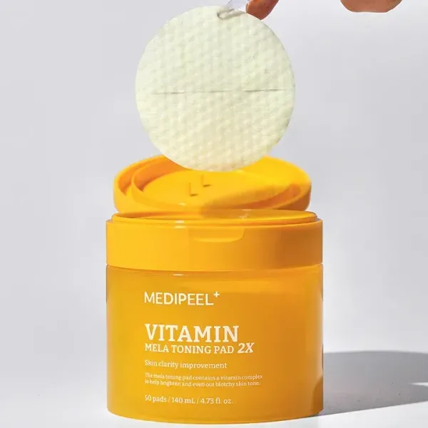 MEDIPEEL Vitamin Mela Toning Pads 2X Тонізуючі вітамінні педи для обличчя