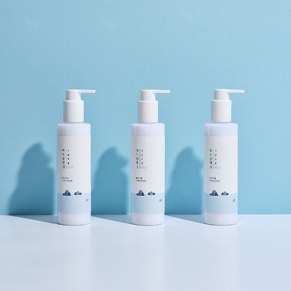 Round Lab 1025 Dokdo Cleansing Milk